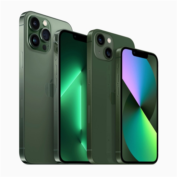 iPhone 13 Pro苍岭绿真机首曝！网友吐槽：比渲染图好看多了